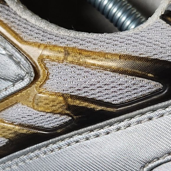 New Balance 718 (2005) - Picture 9 of 14